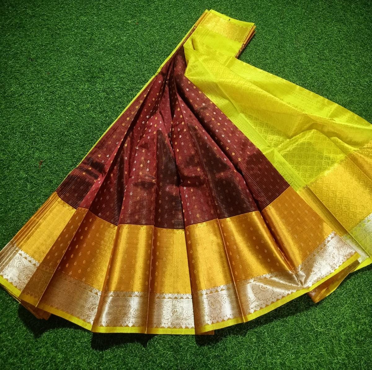 Dark brown handloom Kuppadam kanchi border sarees