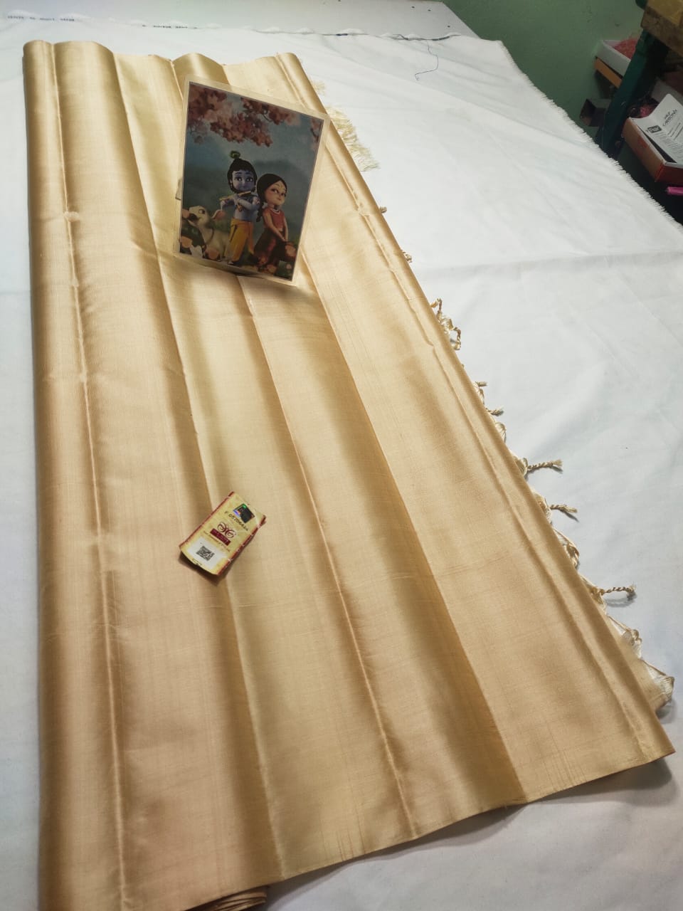 Beige Pure kanchipuram plain silk sarees