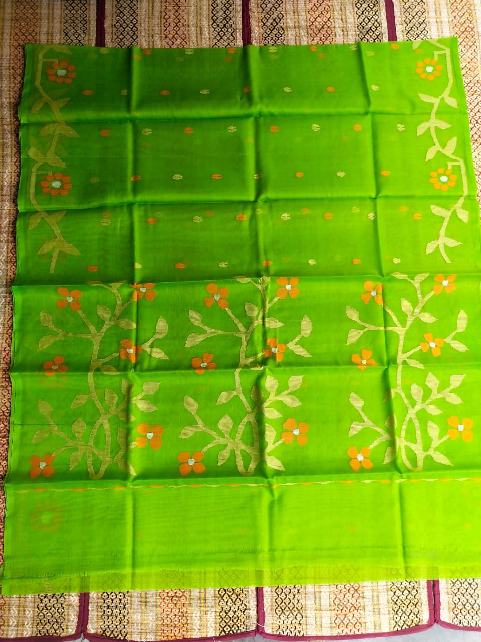 Apple green handwoven muslin jamdani sarees