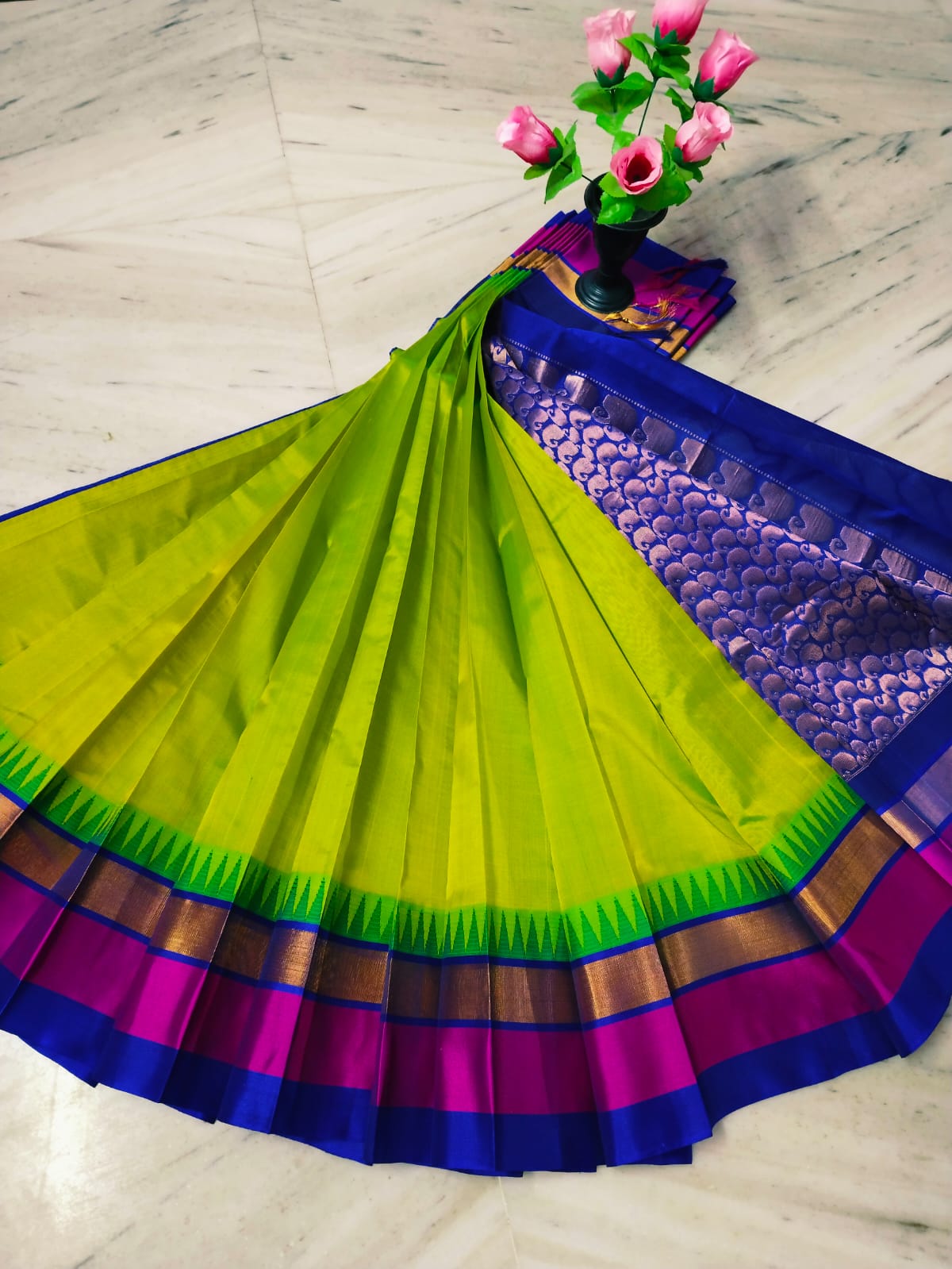 Apple green pure handloom Kuppadam sarees