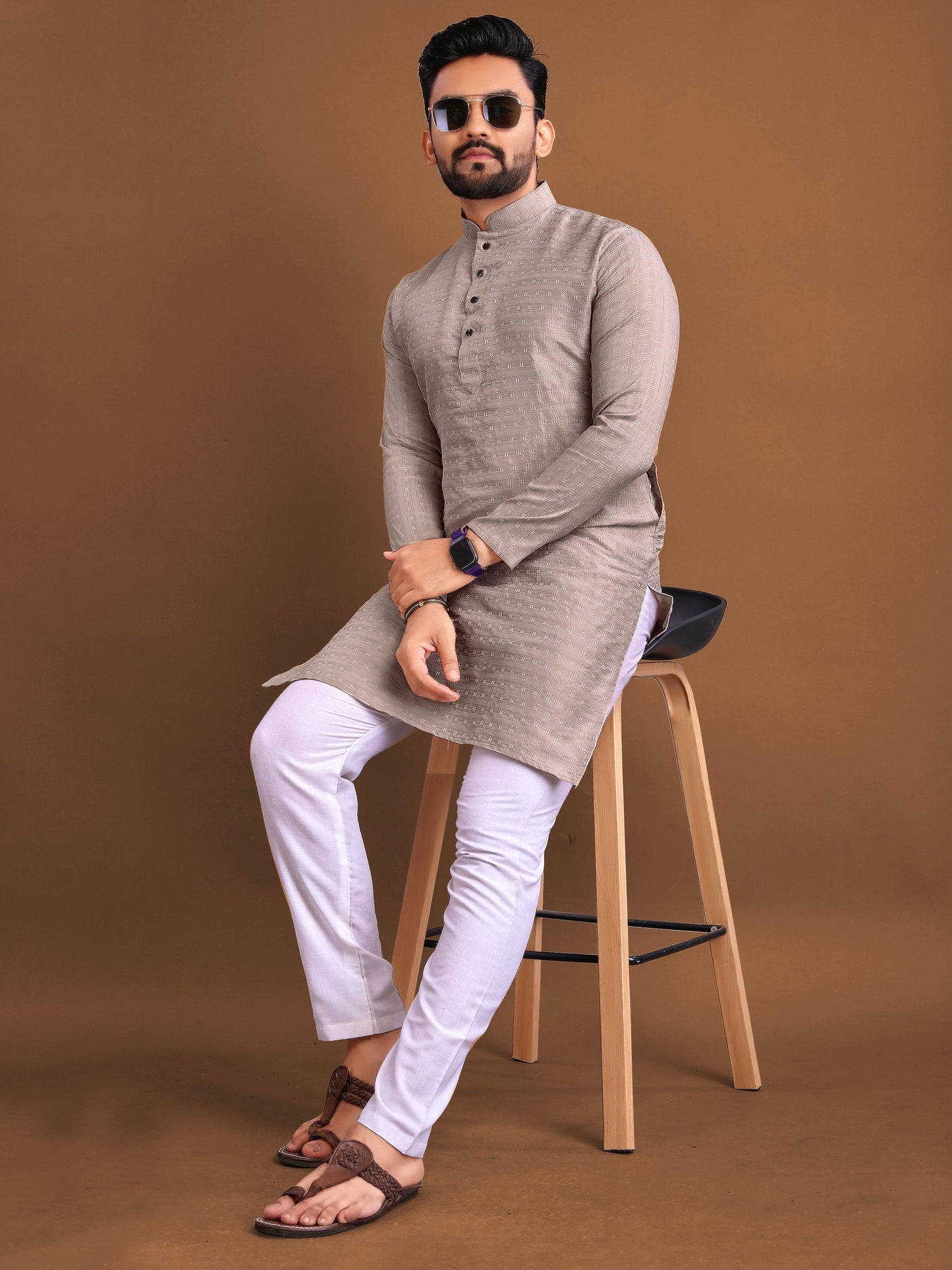 Grey Men's ethnic wear kurta and pyjama set