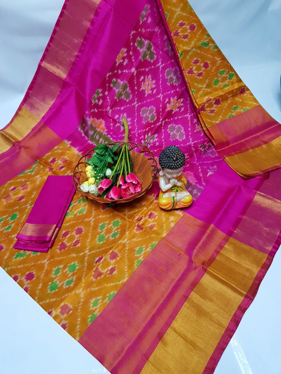 Gold uppada pochampally sarees