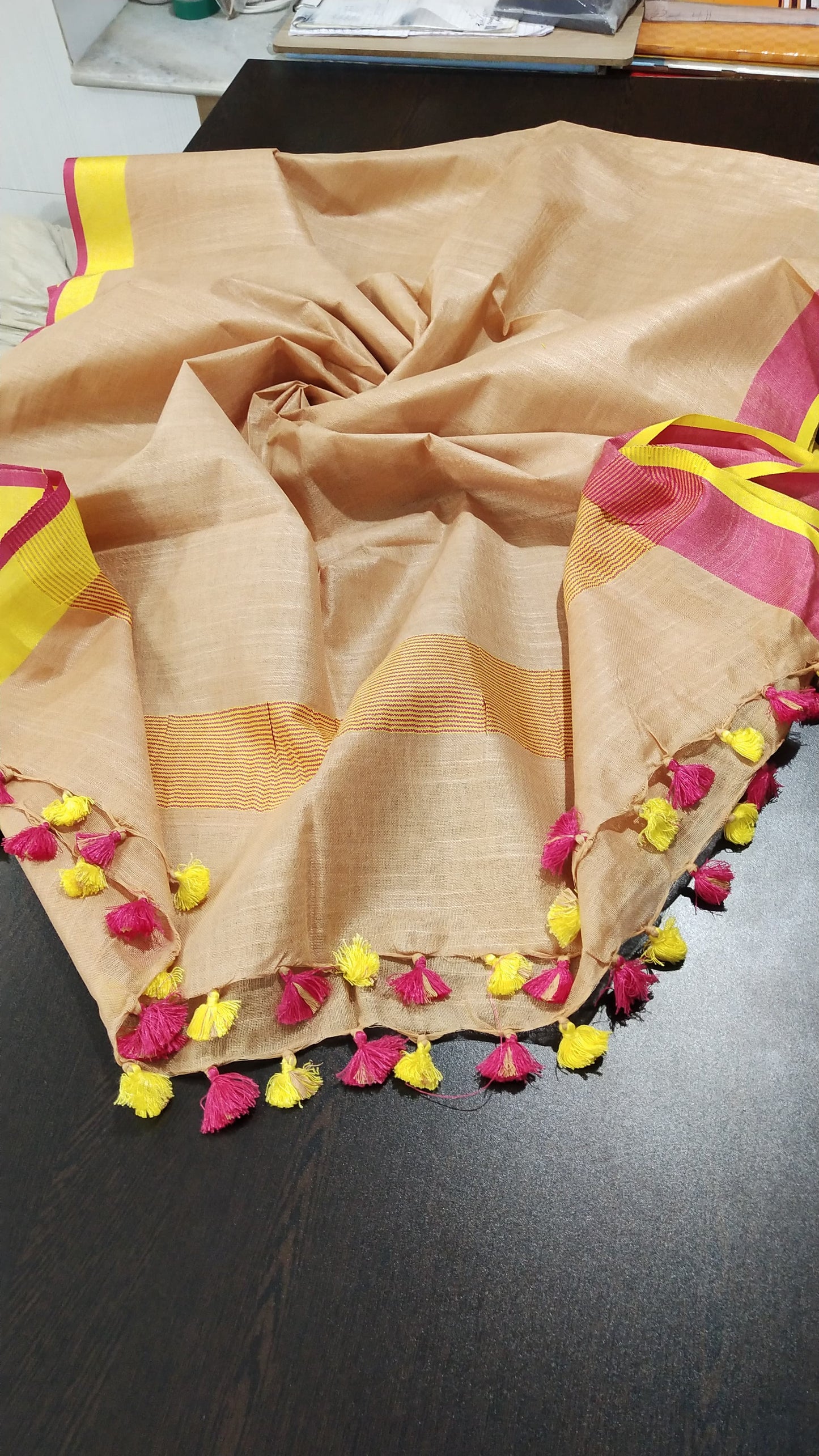 Sandal soft linen dupatta