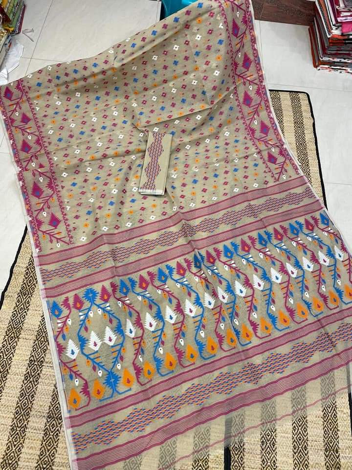 Beige Dhakai Jamdani sarees