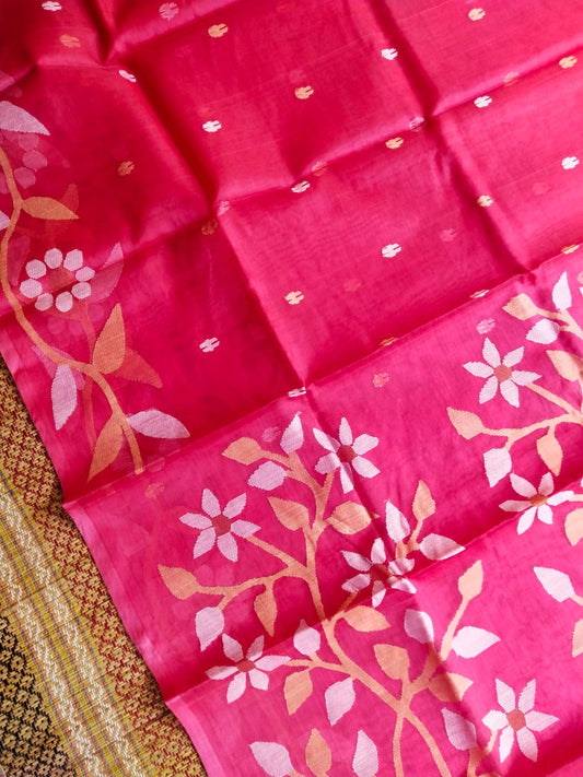 Pink handwoven muslin jamdani sarees